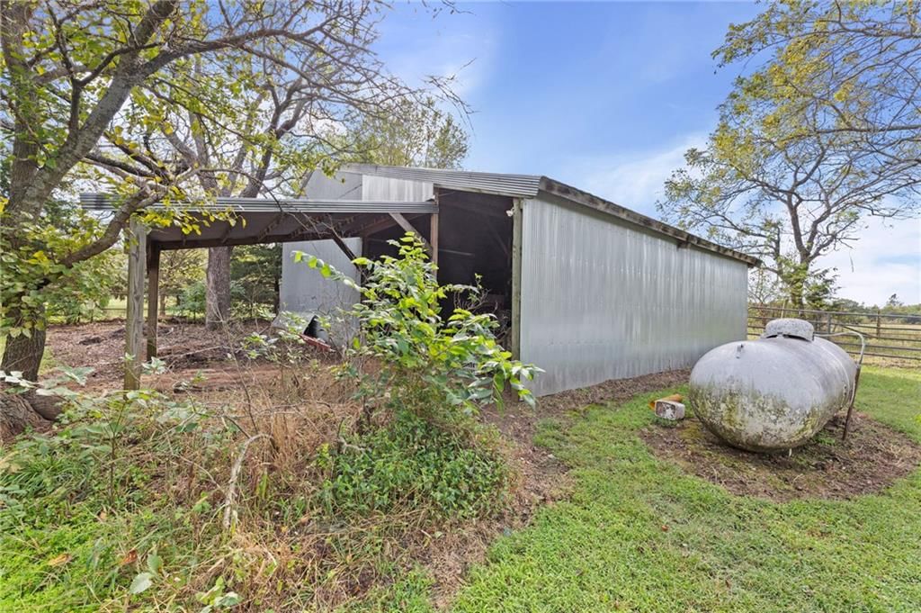 1137 Kentucky Road — photo 43