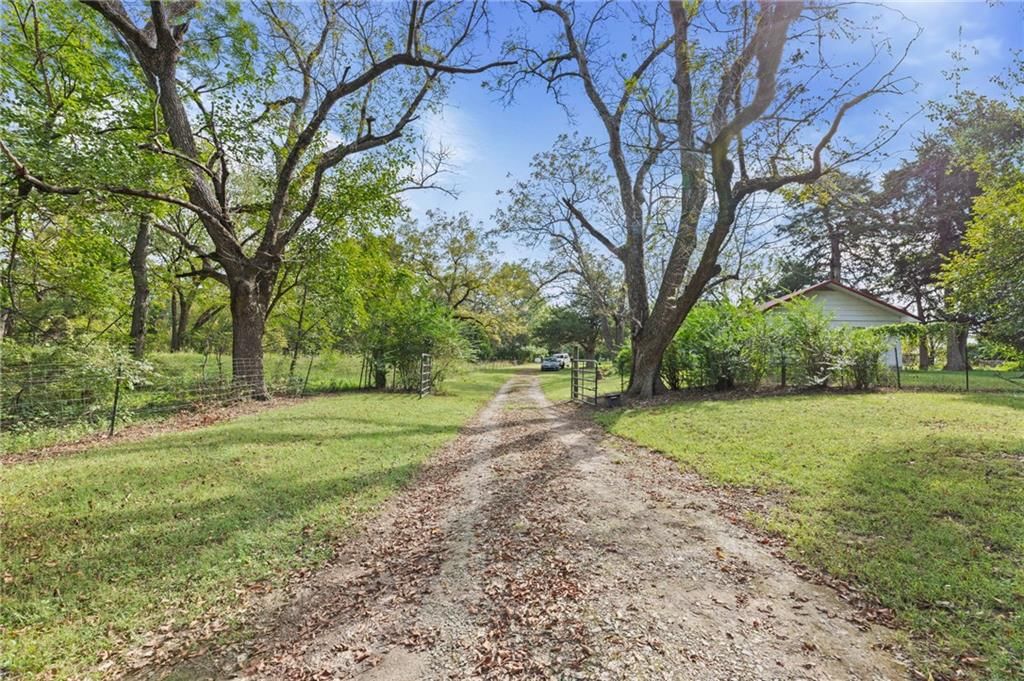 1137 Kentucky Road — photo 44