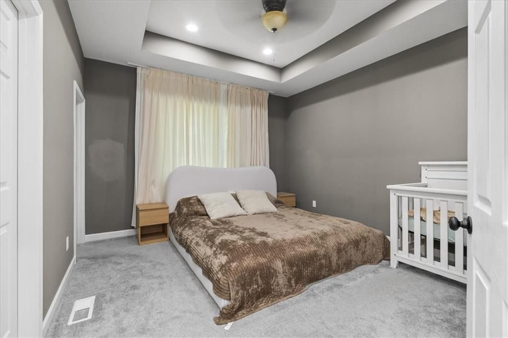 Photo 9 of 14 - 6254 WEBSTER Avenue, Kansas City, KS 66104