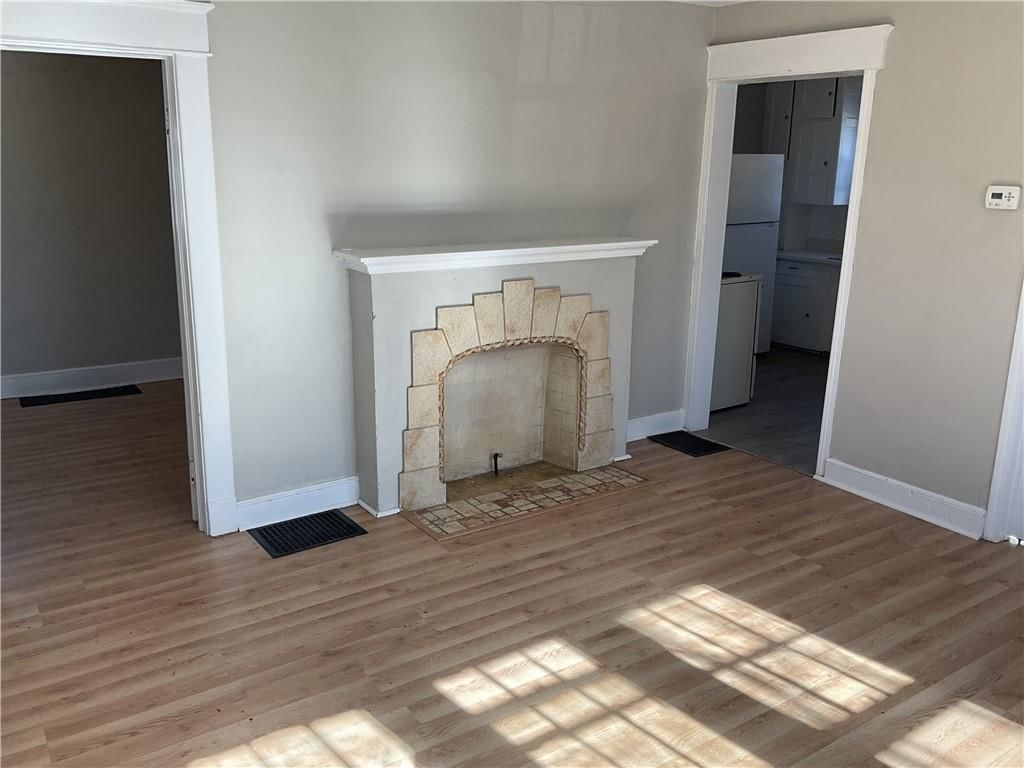 8327 Flora Avenue — photo 4