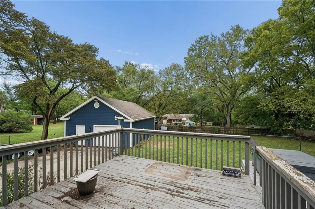8699 Penner Avenue — photo 37