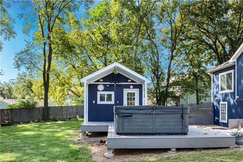 Fenced yard at 8699 Penner Avenue, De Soto, KS 66018
