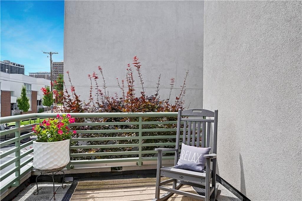 514 Oak Street — photo 28