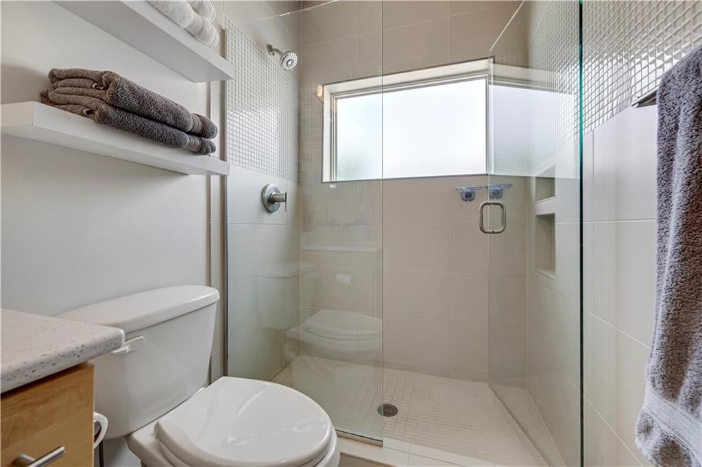 514 Oak Street — photo 31