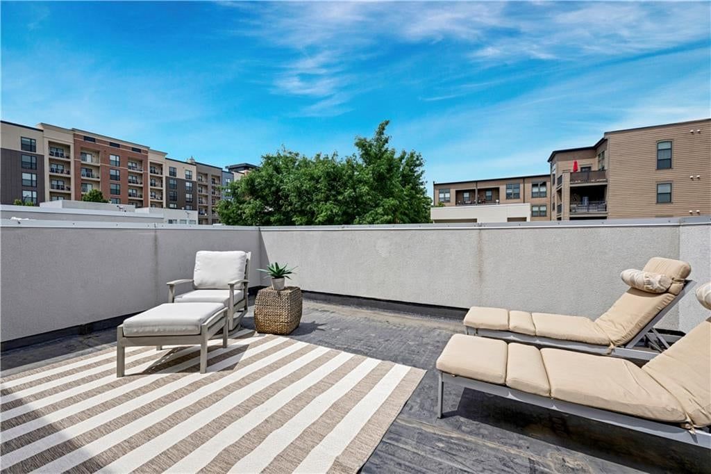 514 Oak Street — photo 36