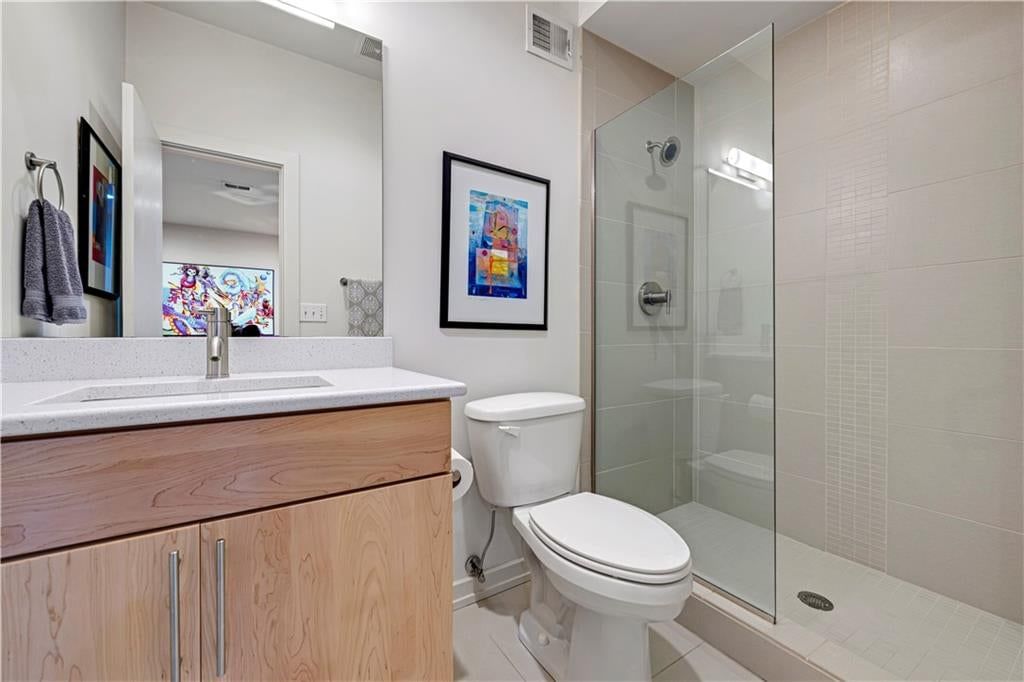 514 Oak Street — photo 44