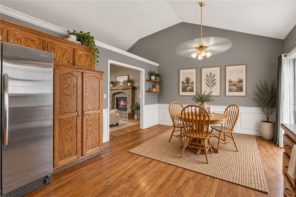 524 NE Topaz Drive — photo 14