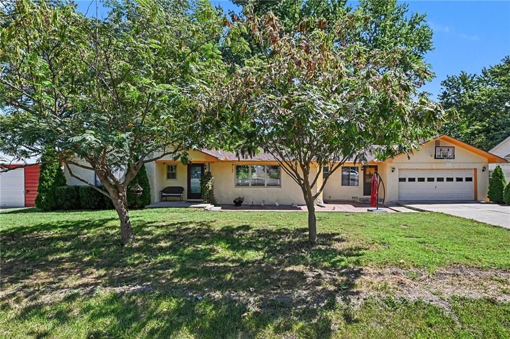 2929 N 153rd Terrace, Basehor, KS