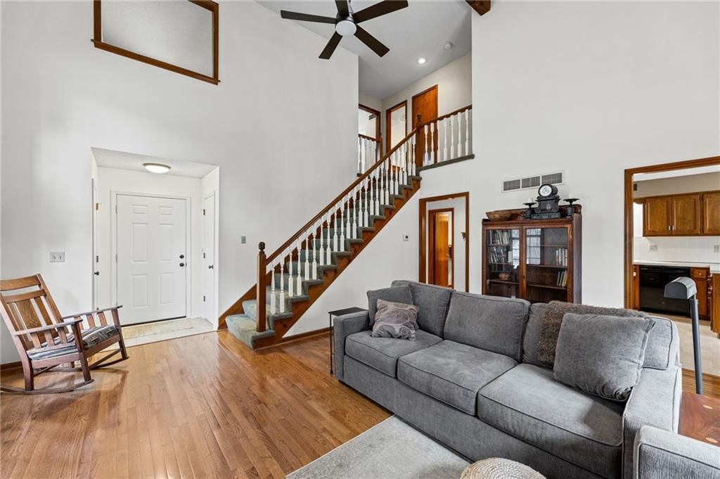 11900 Grandview Street — photo 5