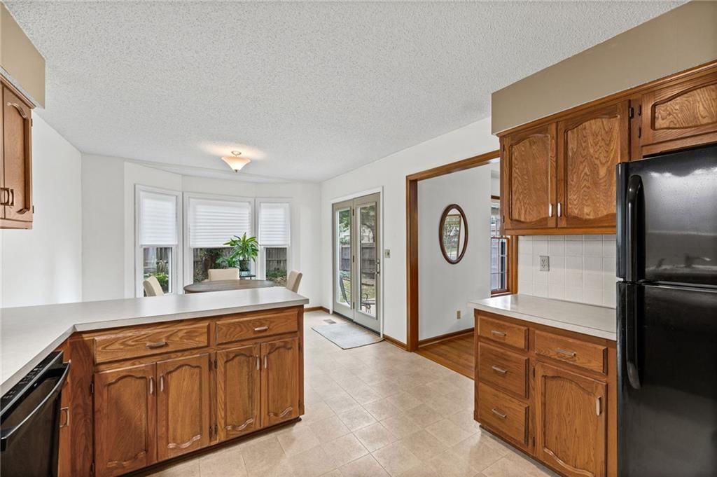 11900 Grandview Street — photo 11