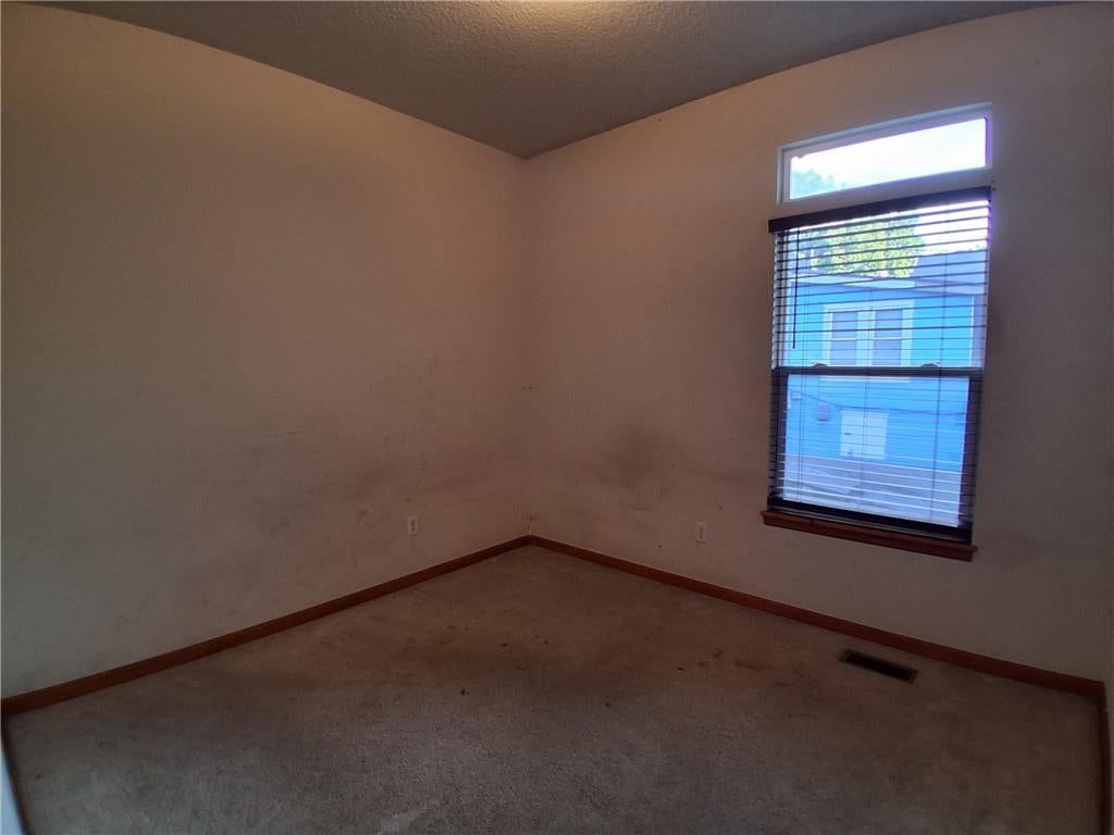 711 Brooklyn Avenue — photo 12