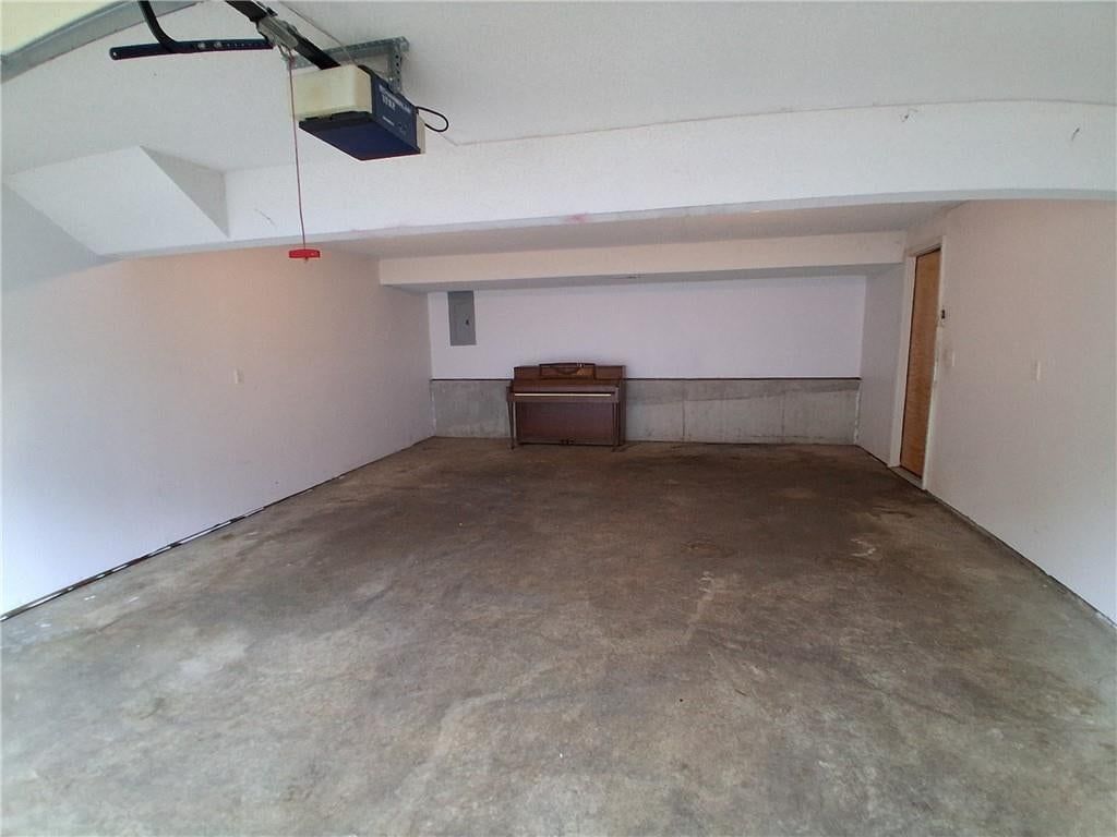 711 Brooklyn Avenue — photo 17