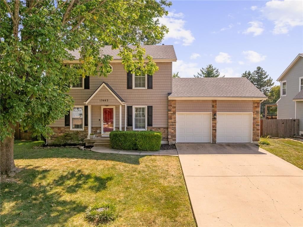 15463 W 147th Drive, Olathe, KS