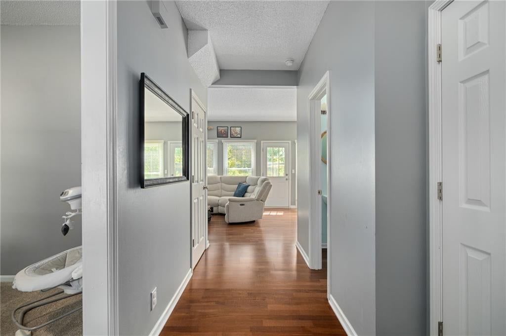 Photo 9 of 60, 15463 W 147th Drive, Olathe, KS 66062