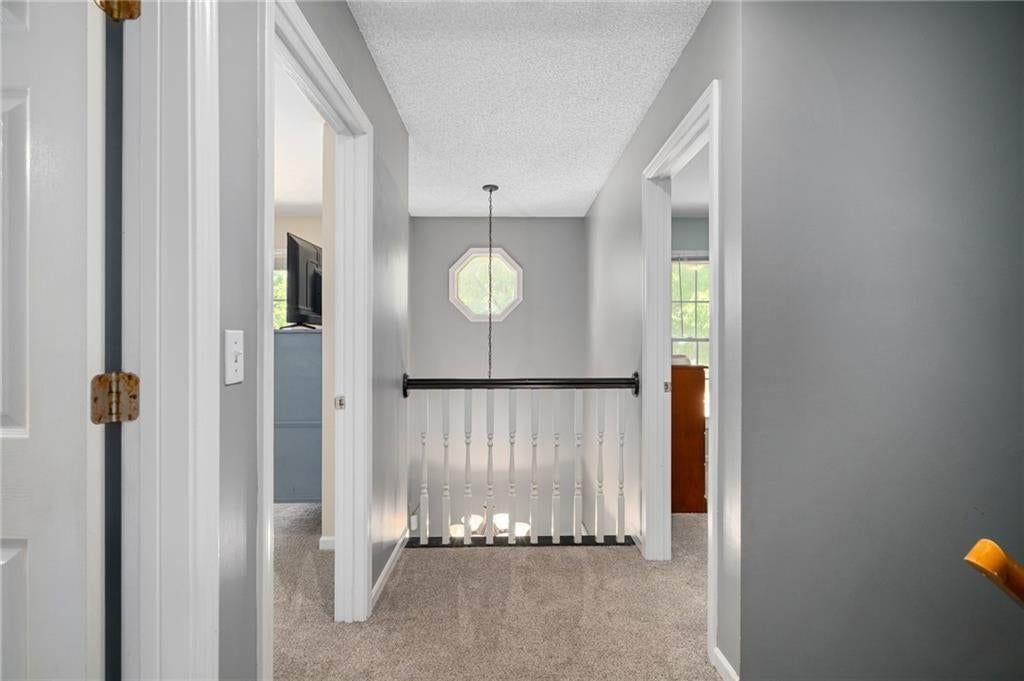 Photo 29 of 60 - 15463 W 147th Drive, Olathe, KS 66062