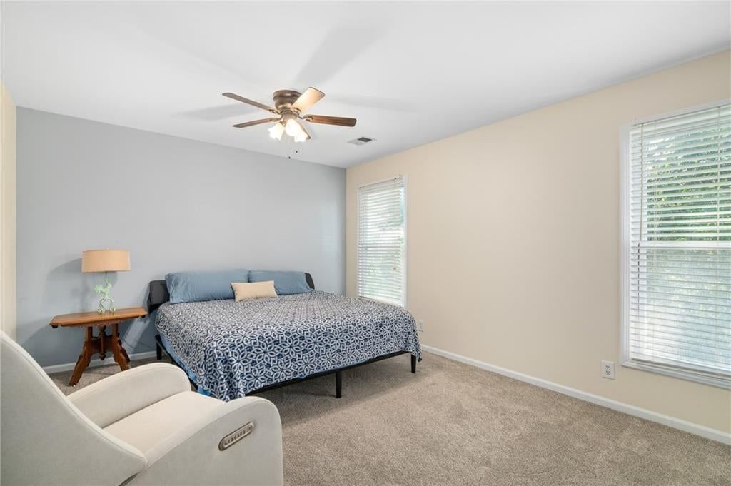 Photo 31 of 60 - 15463 W 147th Drive, Olathe, KS 66062