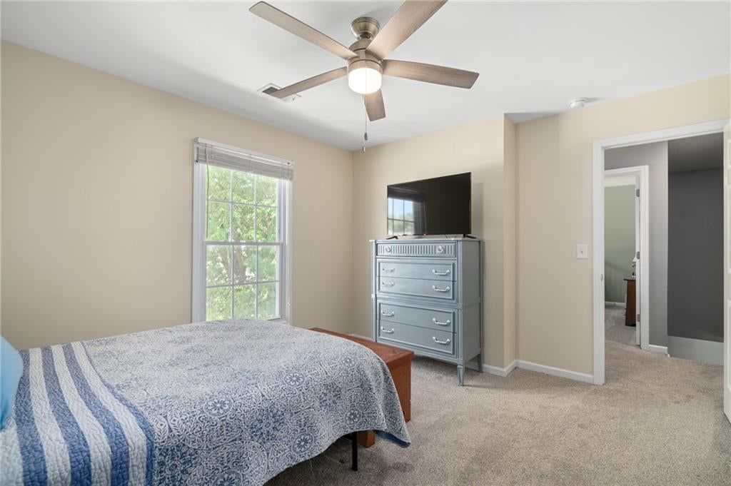 Photo 38 of 60 - 15463 W 147th Drive, Olathe, KS 66062