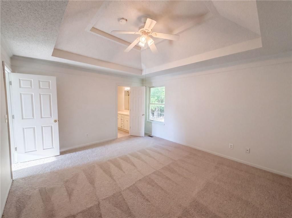 801 Courtland Court — photo 4