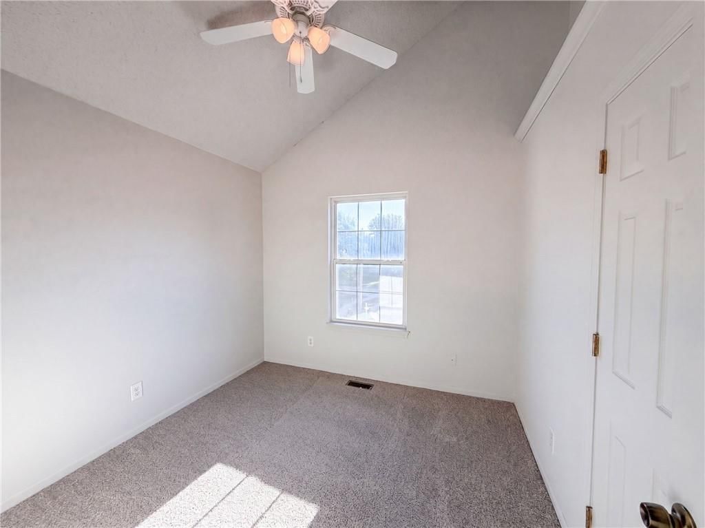 801 Courtland Court — photo 11