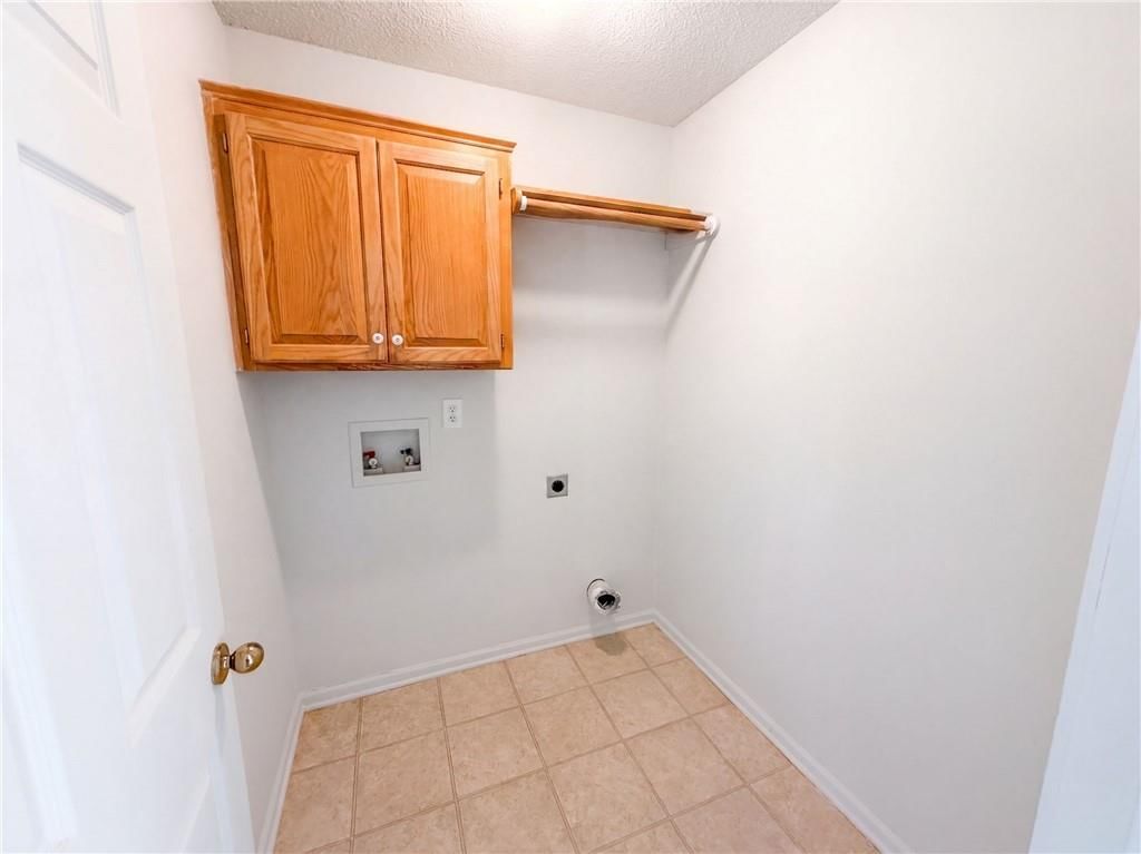 801 Courtland Court — photo 18