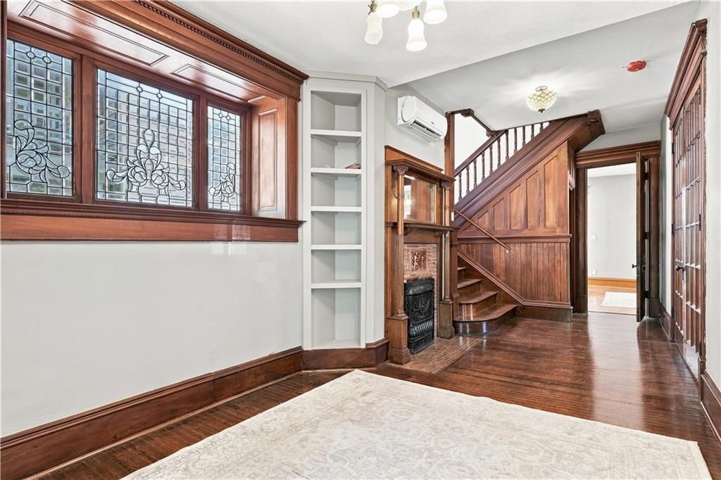 523 S Judson Street — photo 5