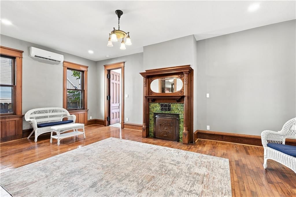 523 S Judson Street — photo 12