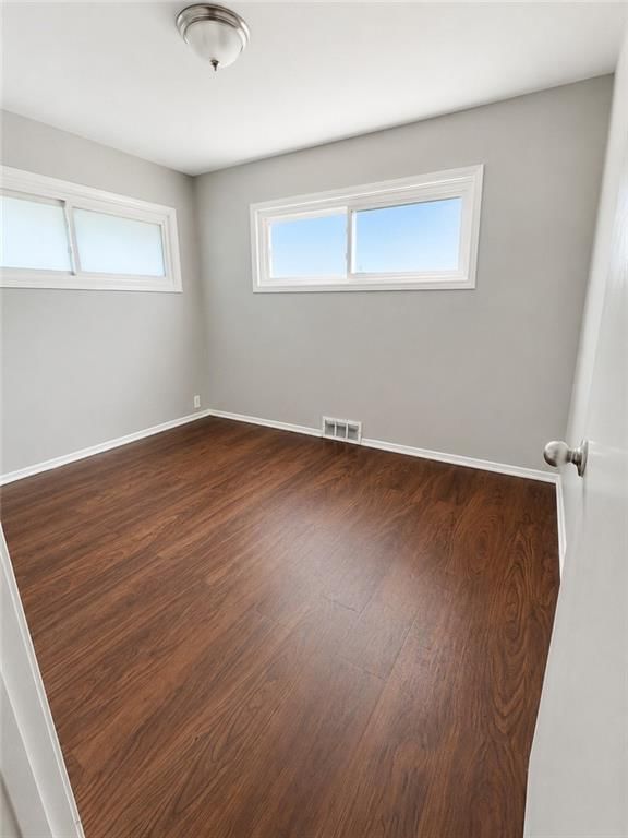11410 MANCHESTER Avenue — photo 7