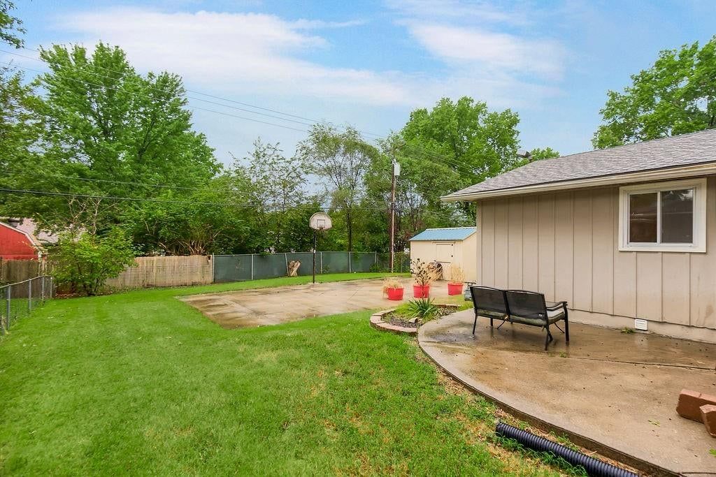 249 Fairlane Street — photo 13