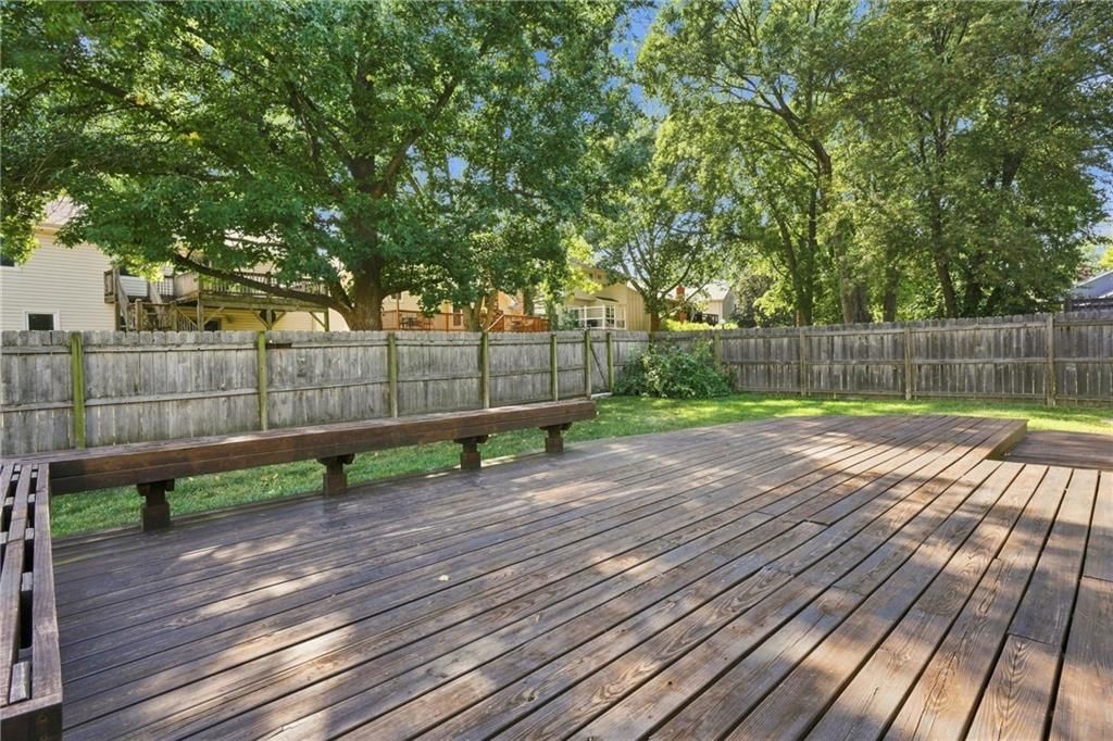 16205 W 126th Street — photo 24