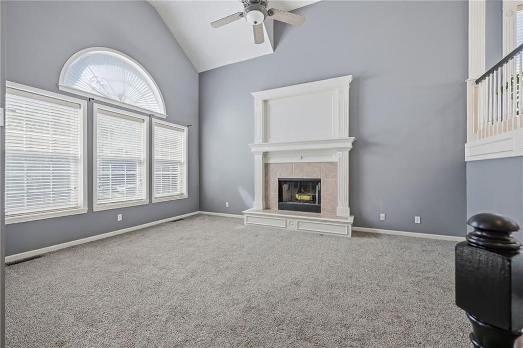 Photo 6 of 36 - 2346 W Piatt Lane, Olathe, KS 66061
