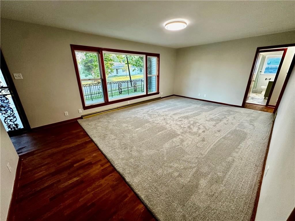 203 W 11th Street — photo 18