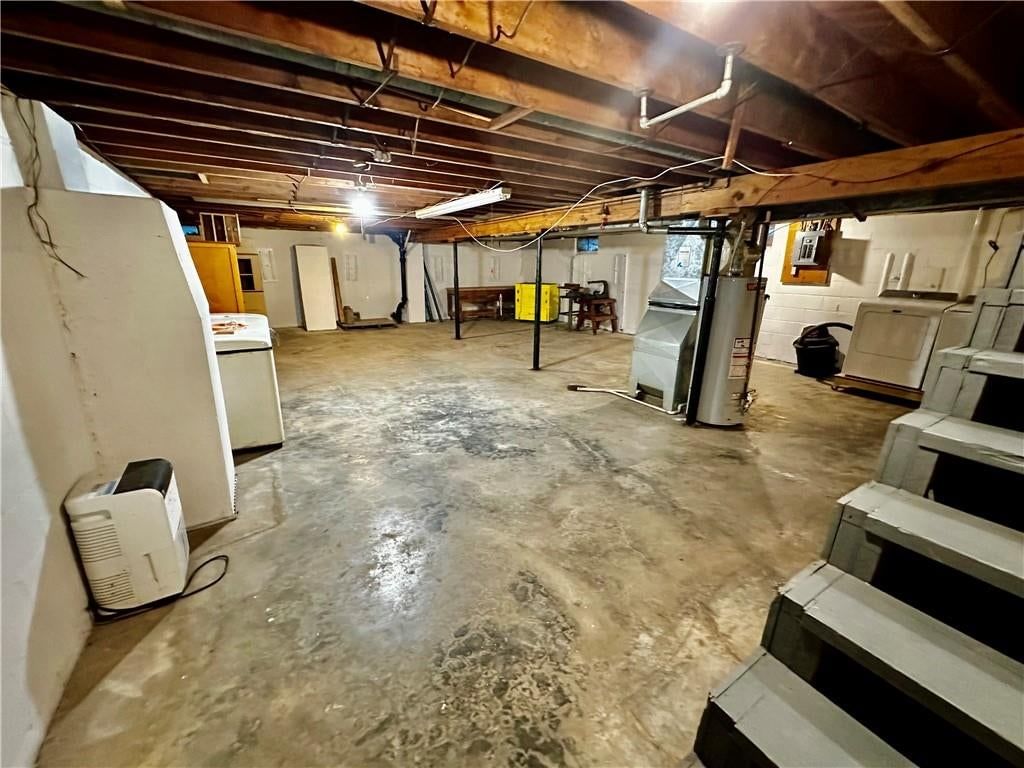 203 W 11th Street — photo 49