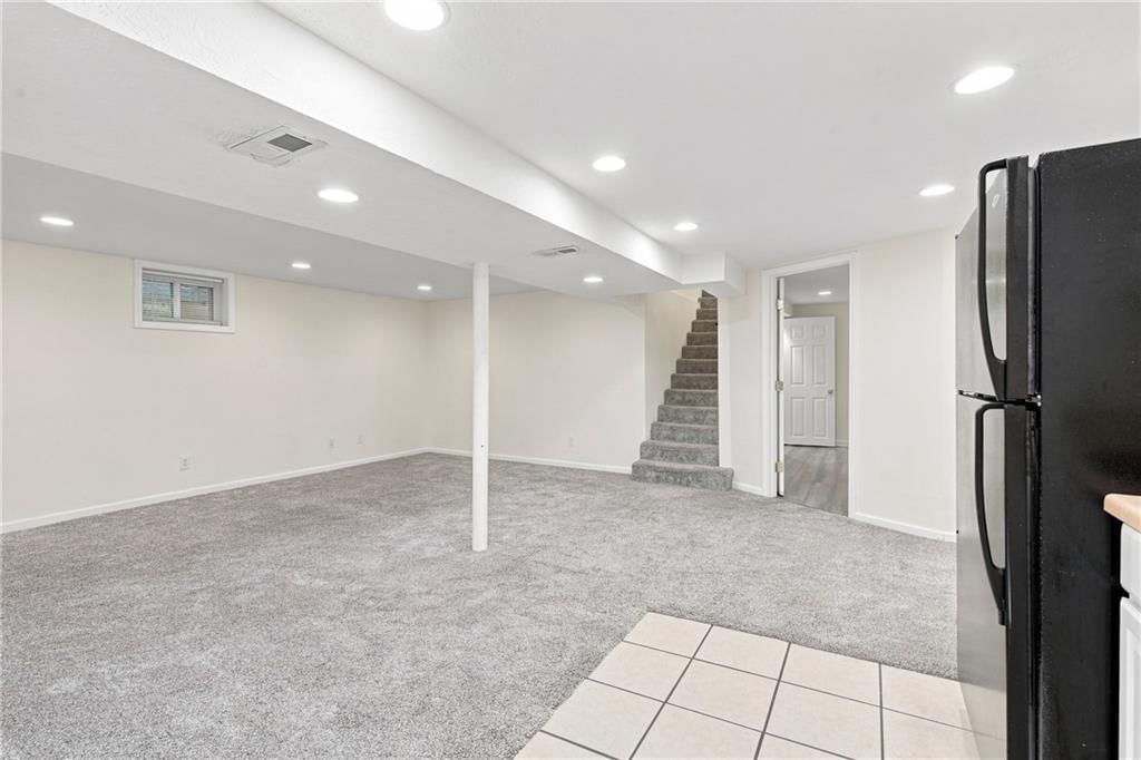 11109 Elmwood Avenue — photo 16
