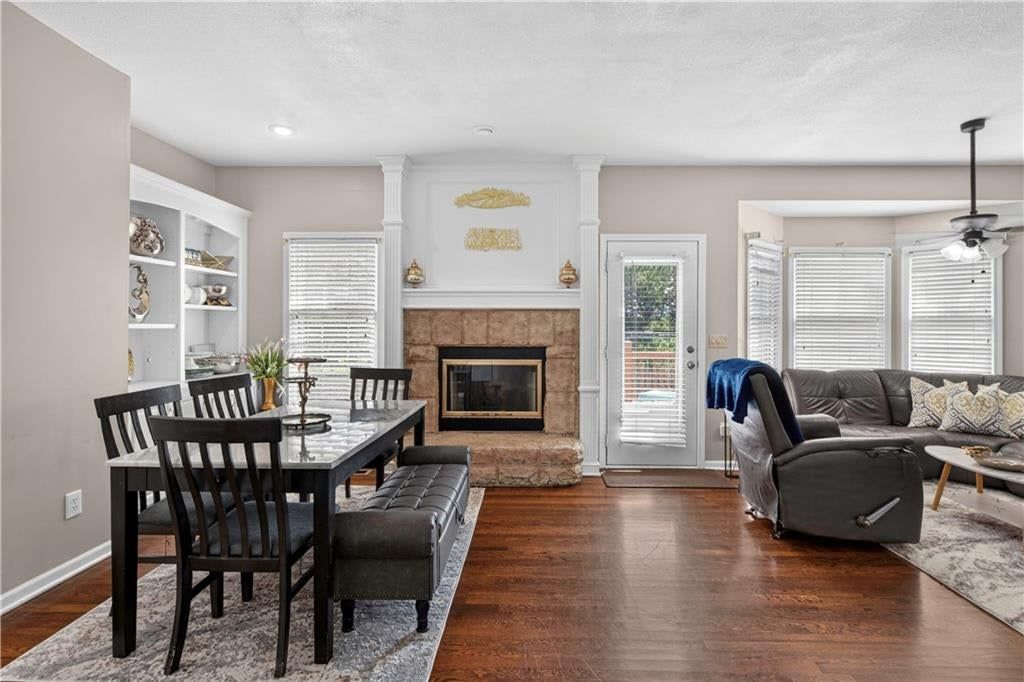Photo 18 of 59 - 14921 Benson Street, Overland Park, KS 66221
