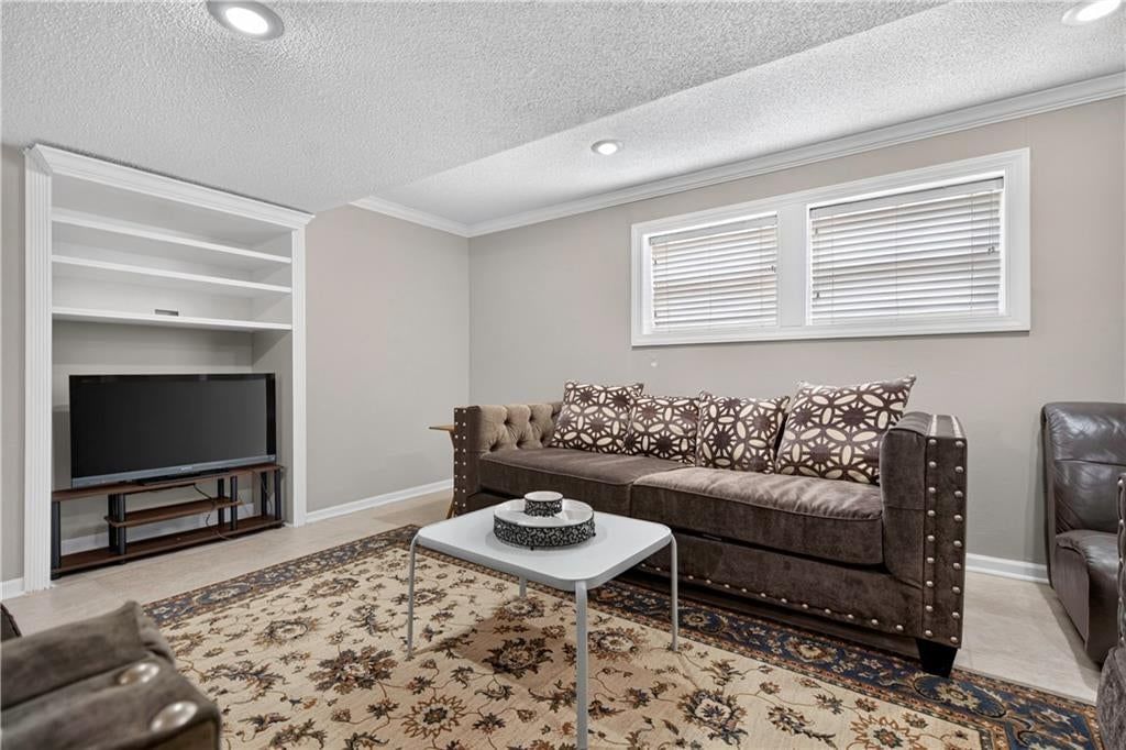 Photo 45 of 59 - 14921 Benson Street, Overland Park, KS 66221
