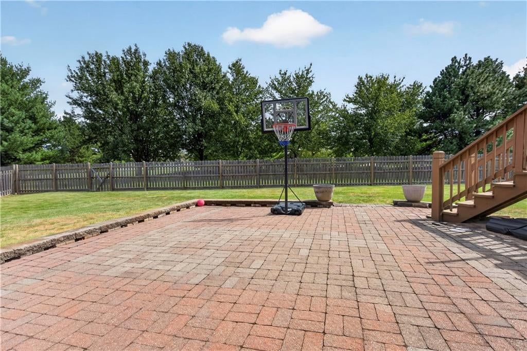 Photo 53 of 59 - 14921 Benson Street, Overland Park, KS 66221