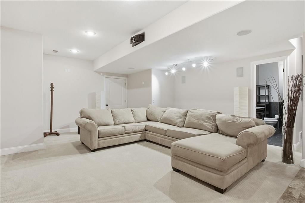 5703 NW 93rd Street — photo 32