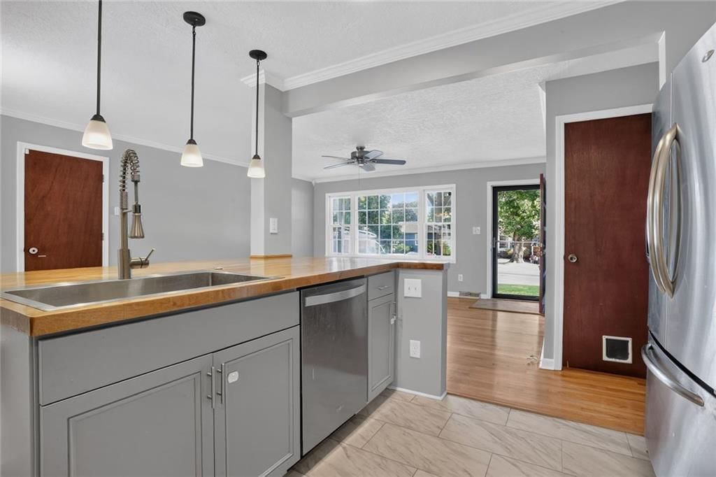 10006 W 91ST Street — photo 6