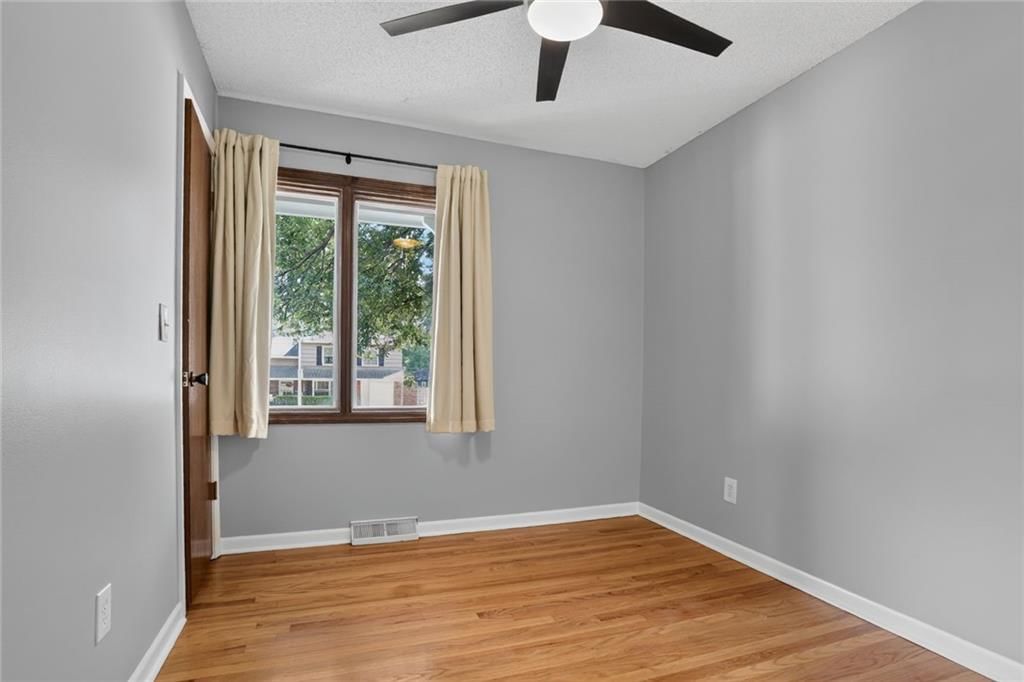 10006 W 91ST Street — photo 13