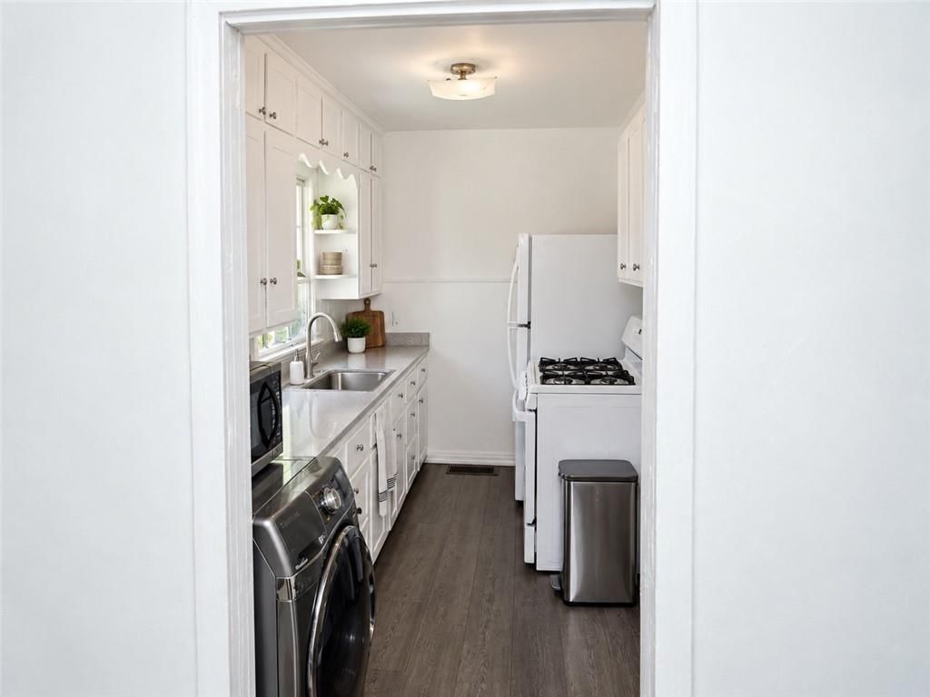 619 Grover Street — photo 12