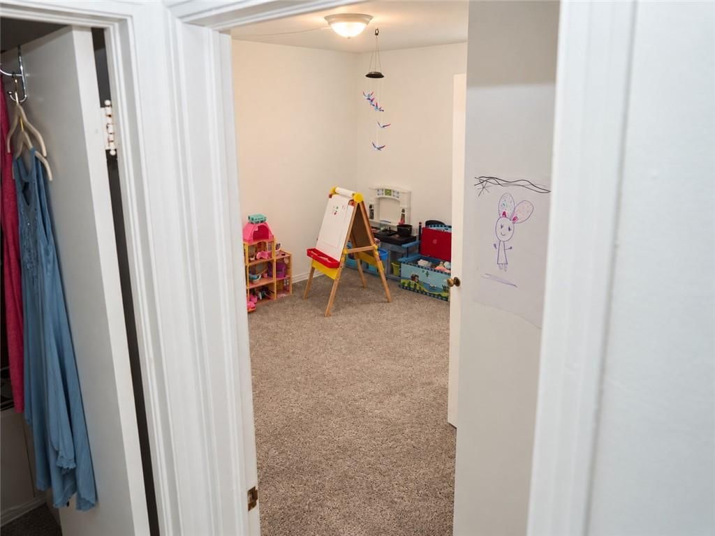 619 Grover Street — photo 17