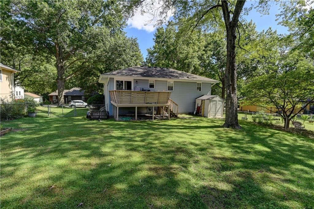 805 Citadel Drive, Weston, MO: listing photo 2