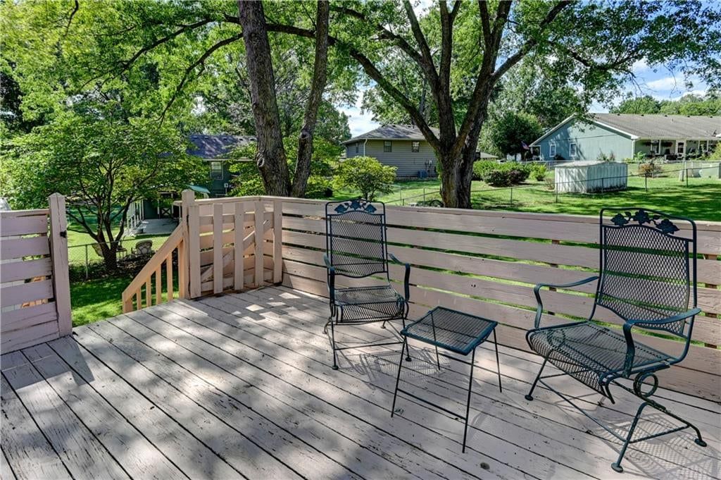 Fenced yard and wood fence at 805 Citadel Drive, Weston, MO 64098