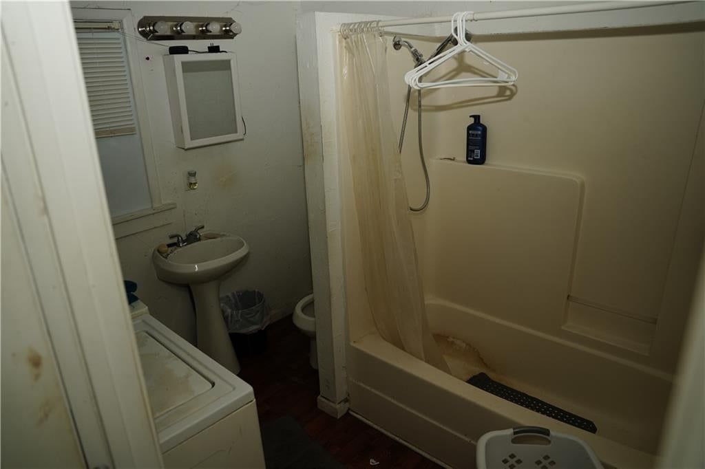 211 Ming Street — photo 14