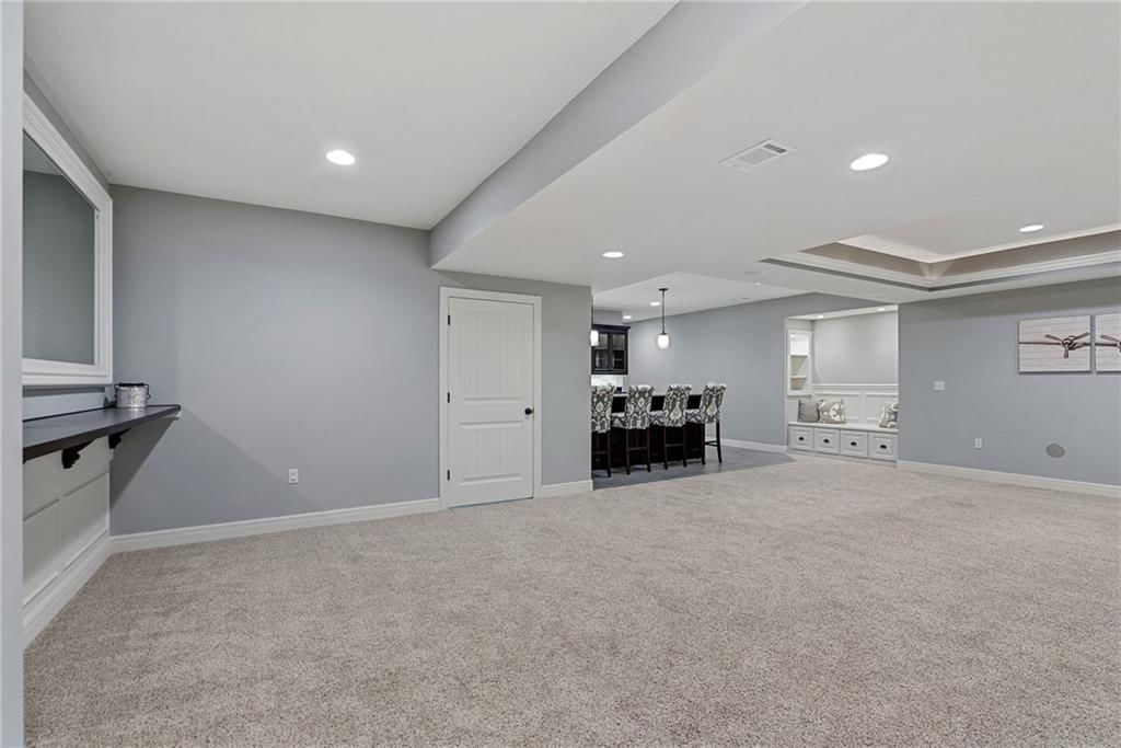 11609 W 154TH Street — photo 31