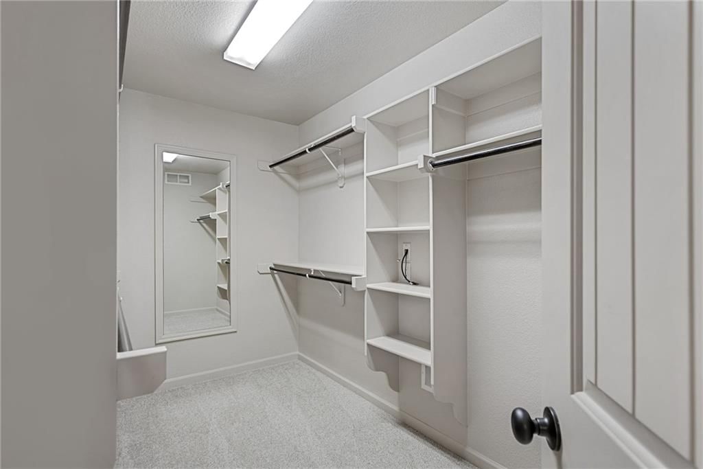 11609 W 154TH Street — photo 33