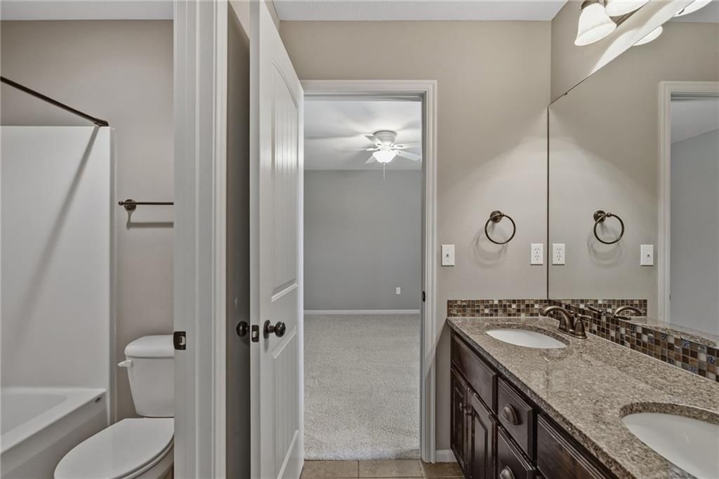 11609 W 154TH Street — photo 46