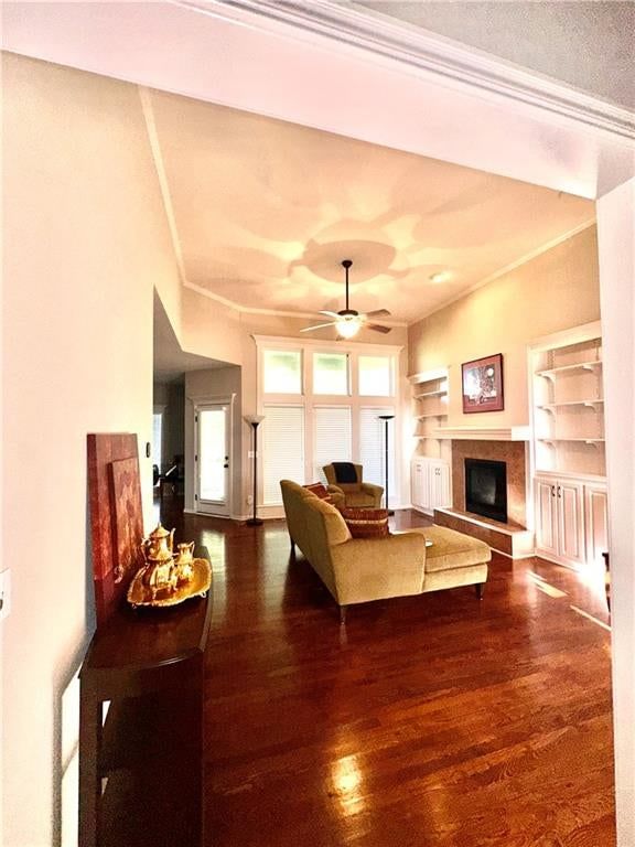 9629 N Adrian Avenue — photo 4