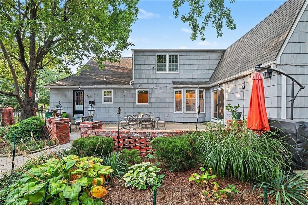 3518 W 100th Terrace — photo 33