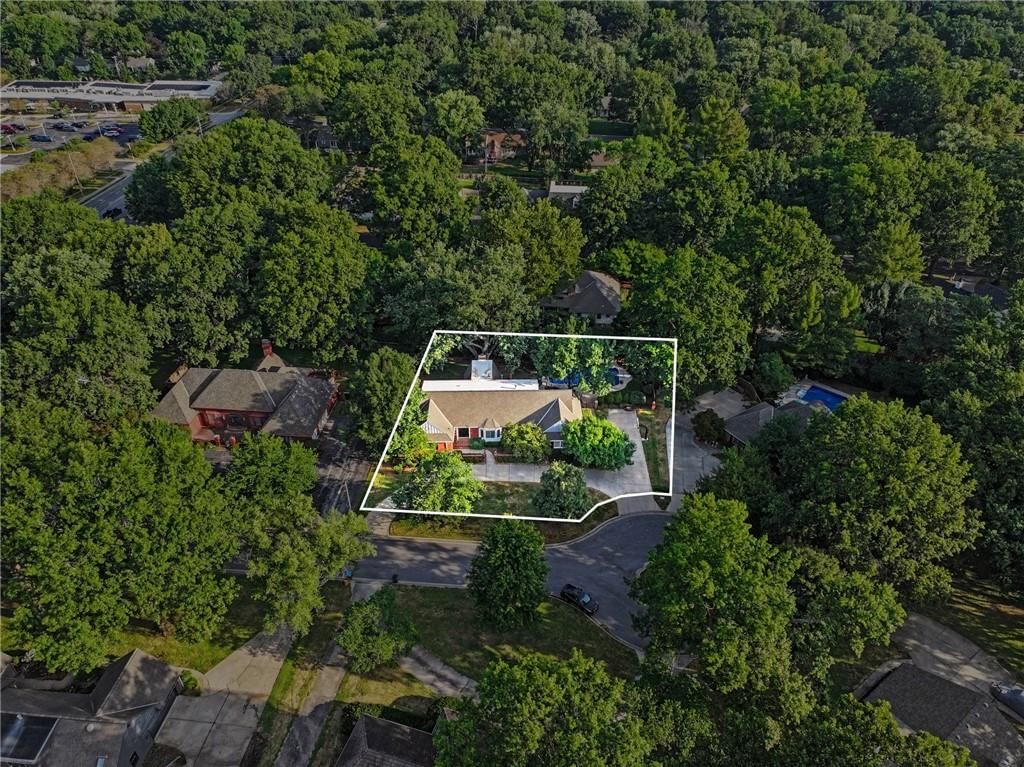 3518 W 100th Terrace — photo 40